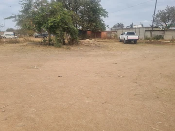 Commercial & Industrial Land