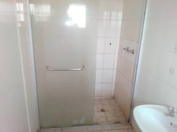 3 Bedroom Flat & Apartment