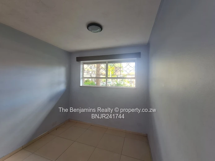 2 Bed 1 Bath Apartment In The Avenues