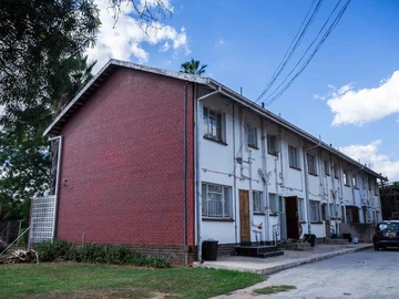 Flat & Apartment