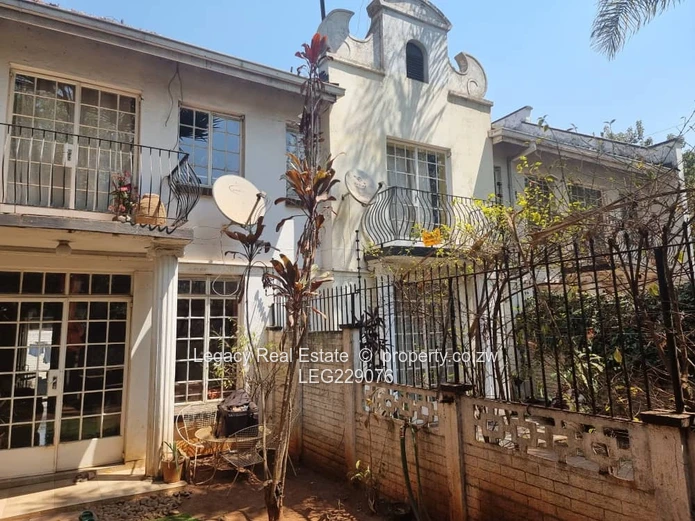 Duplex Flat Opposite Avenues Clinic