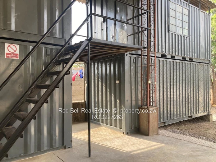 Spacious Warehouse/Office Space for Rent in Msasa.
