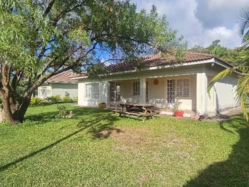 3 Bedroom Garden Flat