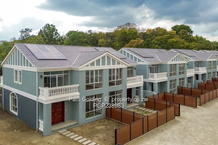 Luxury 4-Bedroom Duplexes in the Heart of Strathaven (Sole Mandate)