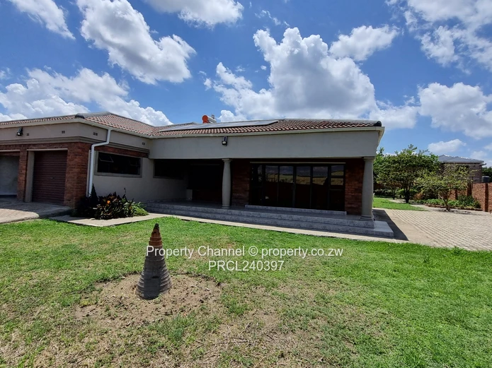 Prime Pomona Home | 1800sqm | Title Deeds Available (Sole Mandate)