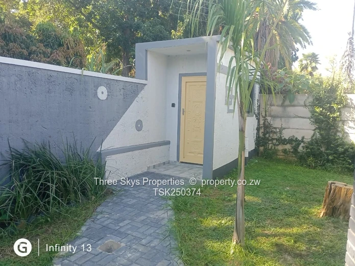 Eastlea House For Sale Close To Robert Mugabe