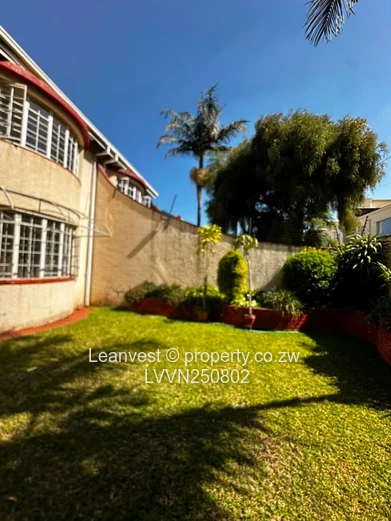 Upper Avenues Flat For Sale 