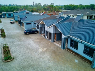 3 Bedroom Garden Flat