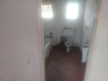 Farm & Agricultural Land