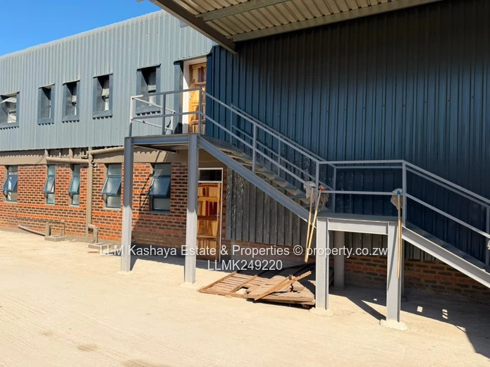 Newly Built Warehouse To Let
