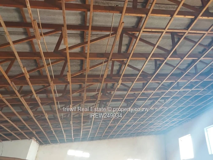 Torwood Redcliff Commercial Property for Sale