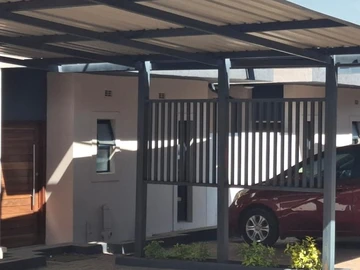 3 Bedroom Flat & Apartment