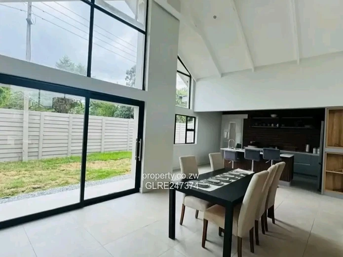Spacious 3-Bed Apartment in Hatfield with Borehole
