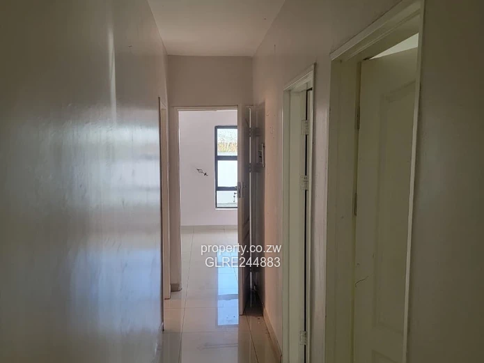 Freshly Renovated 3-Bed with Borehole in Madokero