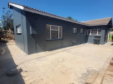 4 Bedroom House