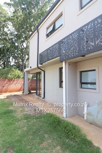4 Bedroom Townhouses for Sale in Mt Pleasant