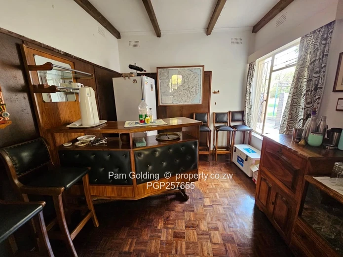 Comfortable 3-Bed Burnside Home