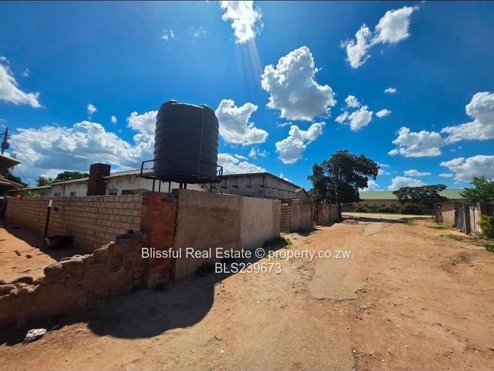 Chitungwiza Unit M house for sale 