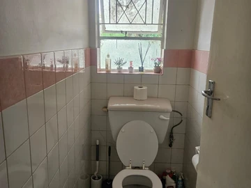 2 Bedroom Garden Flat