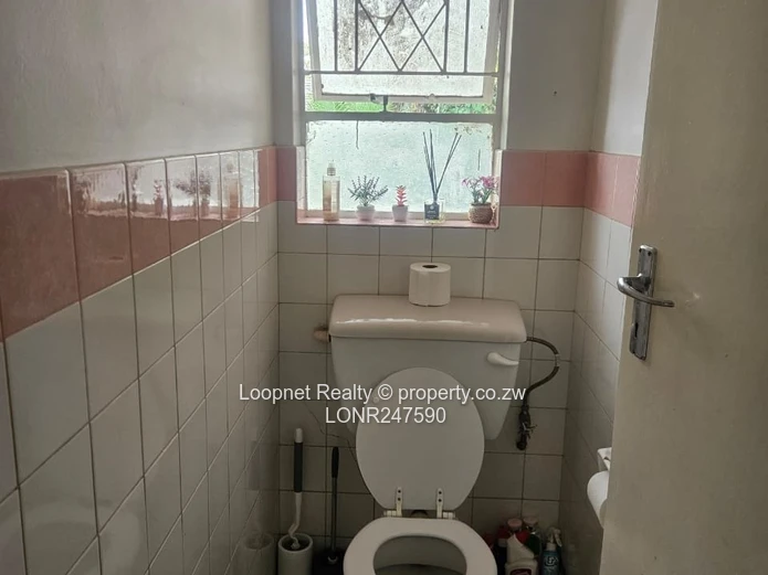 Avondale 2-Bed Garden Flat, Double-Storey & Gated (Sole Mandate)