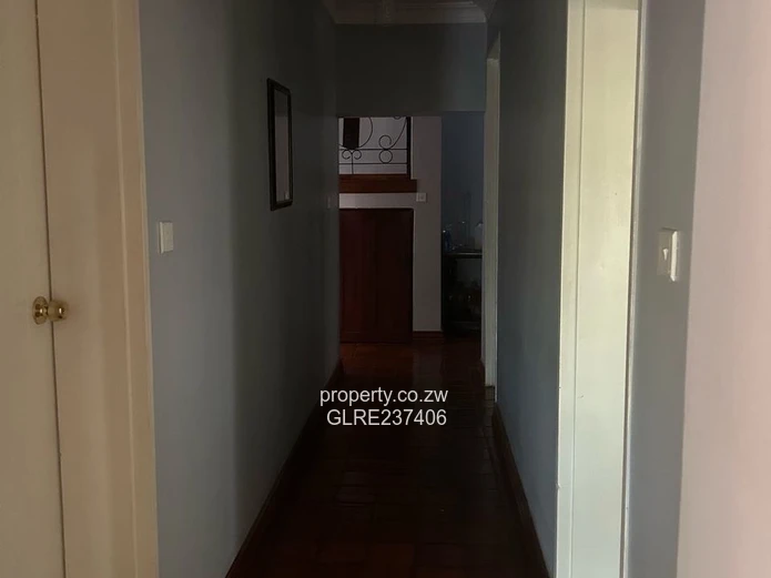 *Luxurious 5 Bedroom Home for Rent in Borrowdale Brooke*