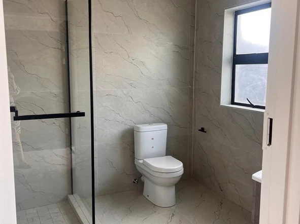 2 Bedroom Garden Flat