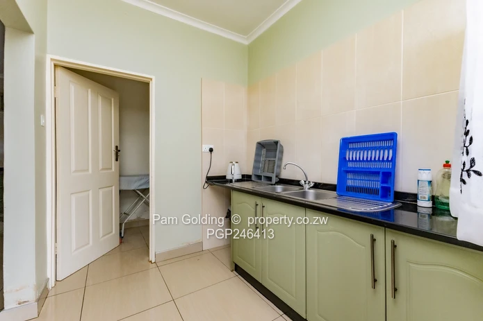 4 Bedroom House for Sale in Waterfalls (Sole Mandate)