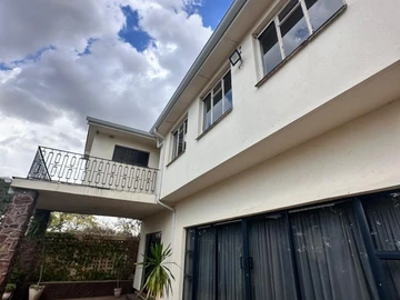 6 Bedroom House