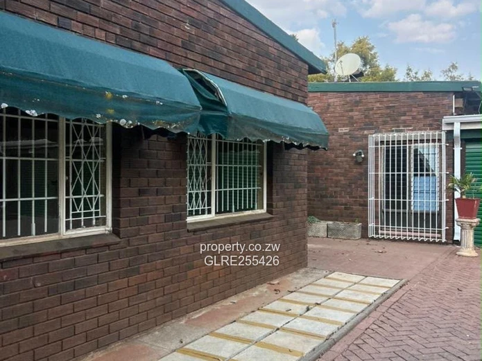 Mount Pleasant, Harare North: 6-Bed, 5-Bath Home