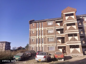 3 Bedroom Flat & Apartment