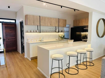 3 Bedroom Garden Flat