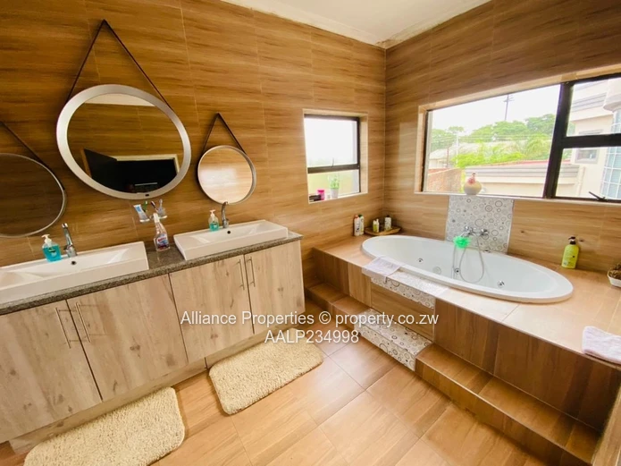 Executive Sanctuary in Elite Brookview 5-Bed En-Suite Masterpiece with Triple Borehole System (Sole Mandate)