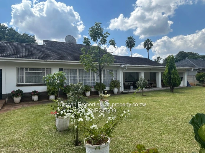 Neat Furnished 4 Bedroom Family Home (Shared Property) (Sole Mandate)