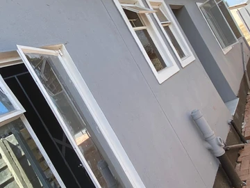 2 Bedroom Garden Flat