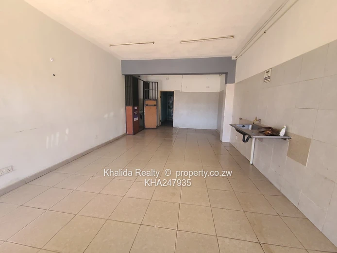Epworth shop/ butchery for rent 