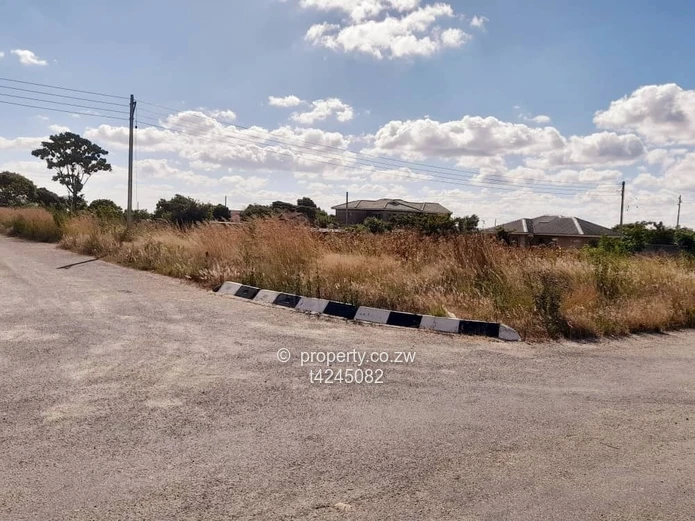 Ruwa Taona Estate stand for Sale