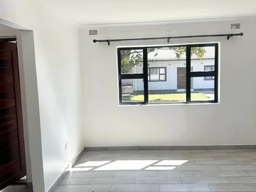 17 Unit Townhouse Complex