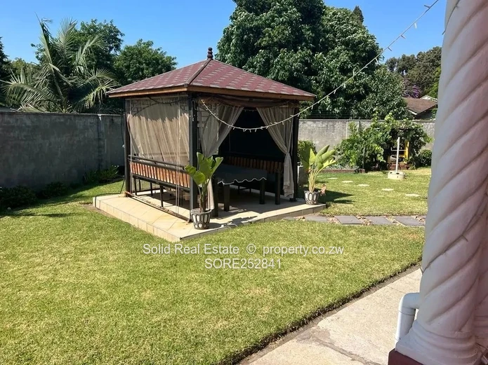Apartment for letting in Greendale