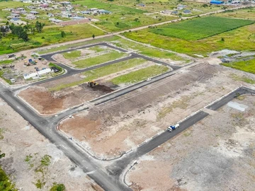 Stands & Residential Land