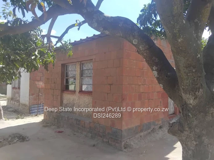 Zengeza 4 , Chitungwiza Corehouse For Sale 
