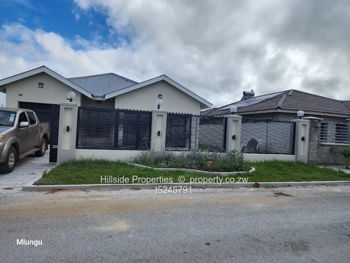 Mabvazuva 4 bedroom house for sale 