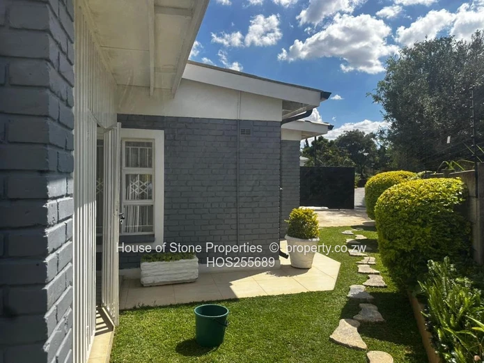 Fully furnished 3-bedroom cottage in Mt Pleasant
