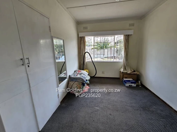 Timeless Family Living In Hillcrest