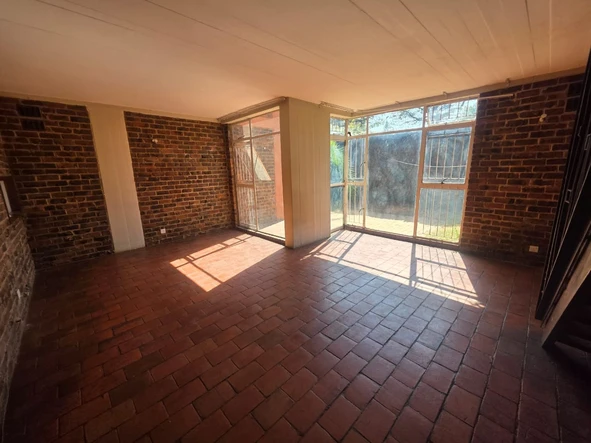 2 Bedroom Garden Flat