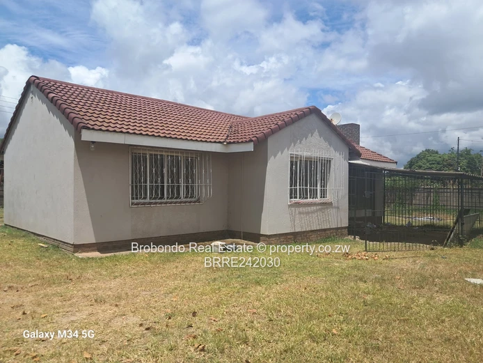 For Immediate occupation Msasa Park house for rent 