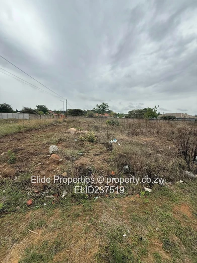 Available is a fully serviced residential stand with tarred roads and ZESA in Harare East.