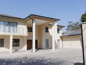 5 Bedroom House