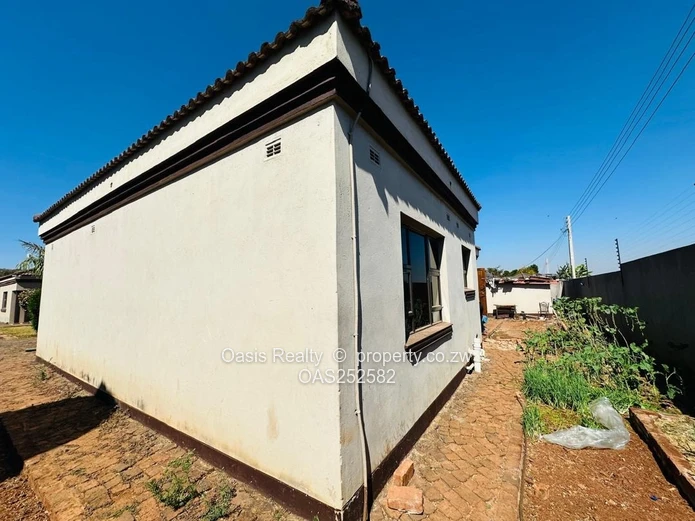 To Let – Modern 3-Bedroom Cottage in Mt Pleasant Heights