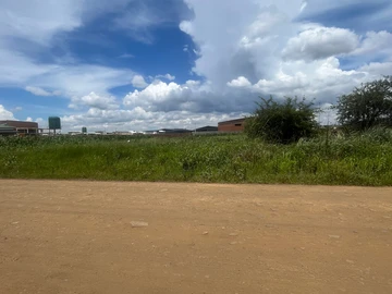 Commercial & Industrial Land