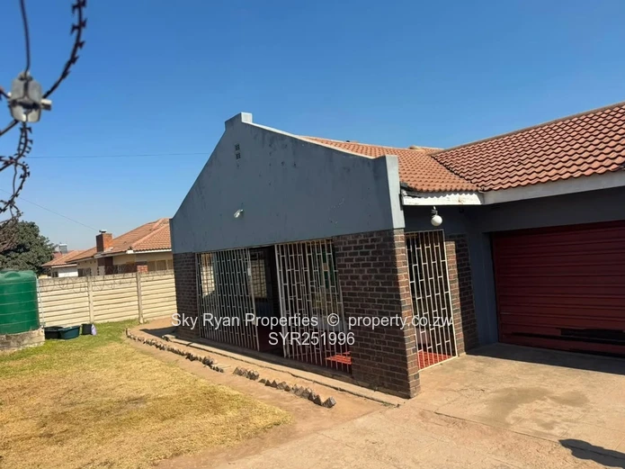 Mainway Meadows House For Sale 